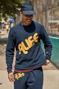 Expansive Cotton-Crafted Casual Wear Image 7