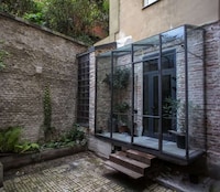 Design-Forward Tiny Flat Interiors Image 7