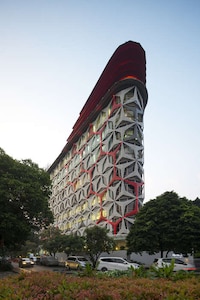 Honeycomb Office Facades Image 4