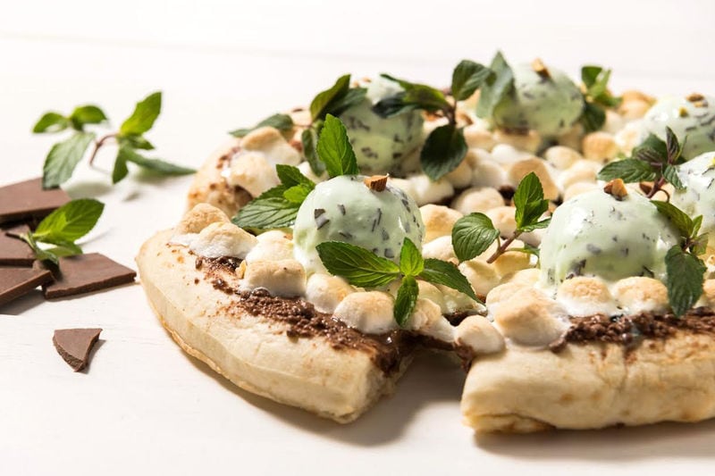 Minty Ice Cream Pizzas