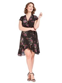 Digital Closet Subscription Services Image 8
