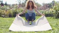 Inexpensive Fold-Up Loungers Image 3