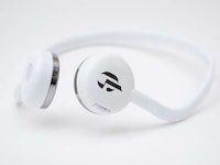 Wearable Skincare Gadgets Image 2