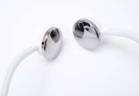 Wearable Skincare Gadgets Image 3
