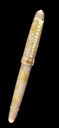 Extravagant Diamond Fountain Pens Image 2