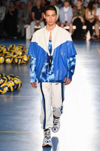 Loud Mixed Fashion Runways Image 5