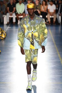 Loud Mixed Fashion Runways Image 7