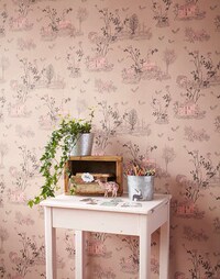 Intricate Hand-Painted Wallpaper Designs Image 3