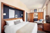 Former Printing Press Hotels Image 5