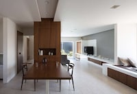 Rigidly Angular Cubic Renovations Image 4