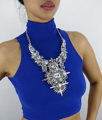 Glowing Costume Jewelry Pieces Image 3