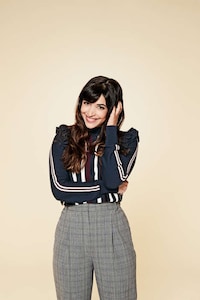 Comedic Fashion Campaigns Image 4