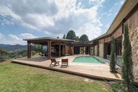 Modern Valley-Facing Homes Image 2