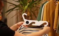 Flexible Travel-Friendly Hangers Image 5