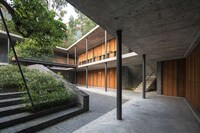 Reinforced Traditional Chinese Houses Image 2