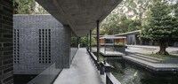 Reinforced Traditional Chinese Houses Image 4