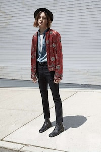 Stylish Musician-Inspired Ensembles Image 2