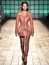 Bauhaus-Inspired Fashion Runways Image 3