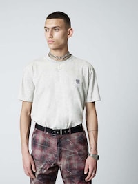 Effortless Layering Menswear Image 7
