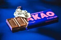 Non-Chocolate Chocolate Bars Image 3