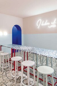 Pop Art-Inspired Poke Restaurants Image 6