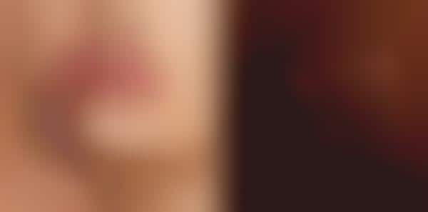 Chocolate-Scented Lipstick Lines