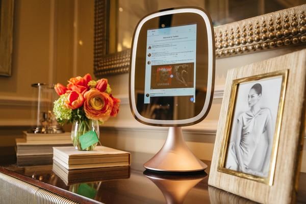 App-Connected Mirrors