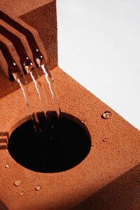 Ceramic Comb-Resembling Fountains Image 7
