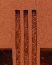 Ceramic Comb-Resembling Fountains Image 8