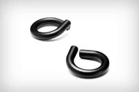 Earring-Inspired Earphones Image 6