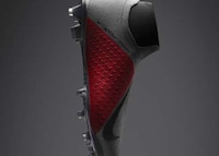 Attack-Focused Soccer Shoes Image 5