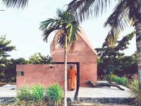 Industrially Minimalist Meditation Spaces Image 7