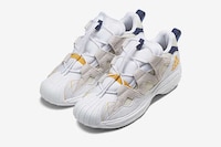 Toggle-Fastened Cross Trainers Image 6