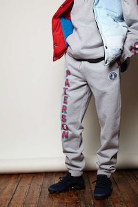 80s-Inspired Ski Apparel Image 6