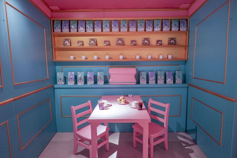Whimsical Cosmetic Pop-Ups