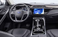 Midsize Asia-Only SUVs Image 3