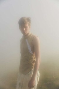 Location-Influenced High-Performance Apparel Image 5