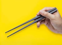 Anti-Rolling Gravity Chopsticks Image 3