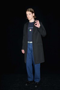 Sportswear-Inspired Modern Menswear Image 6