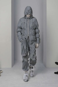 Defiant Prototype-Themed Runways Image 4