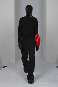 Defiant Prototype-Themed Runways Image 8