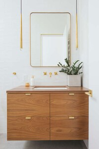 Light-Filled Contemporary Homes Image 7