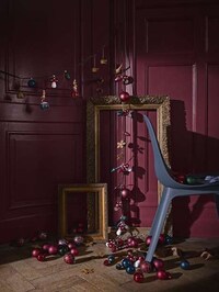 Festive Winter Holiday Decor Image 7