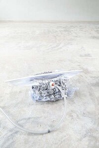 Vacuum-Sealed Sofas Image 4
