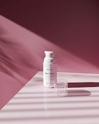 Restorative Feminine Skincare Image 6