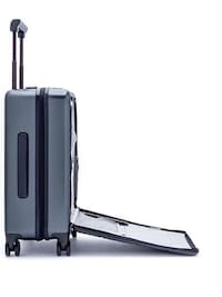 Tech-Friendly Travel Carry-Ons Image 7