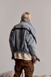 Neutral Celebrity-Headed Fashion Editorials Image 3