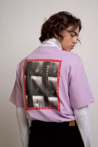 Singer-Designed Graphic Streetwear Image 8