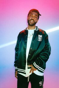 Rapper Collaborative Streetwear Image 6