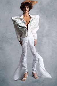 Distorted Avant-Garde Lookbooks Image 5